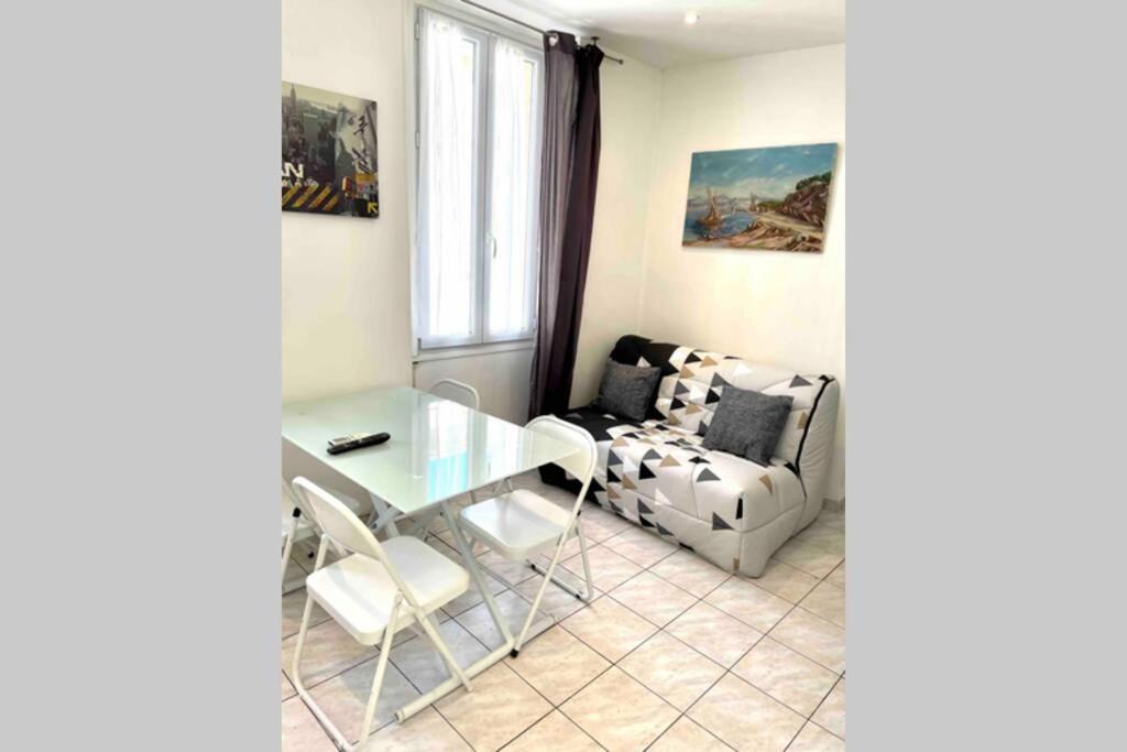 Bel - Hyper Centre - 2 Pieces Apartment *